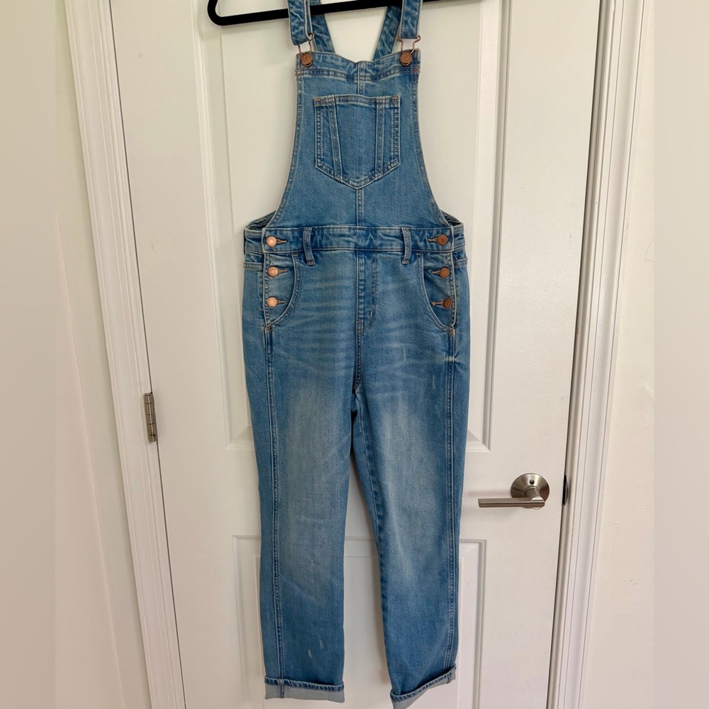 Old Navy- Skinny Leg fashion overalls